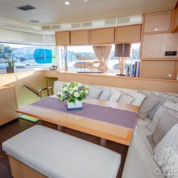 YACHTING_2021_LuckyClover_kitchen_livingroom_web_5058__1670250943_43225